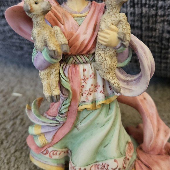 Two Christmas Figurines, An Angel with 2 Lambs & Royal King. Vintage 1996. - Picture 10 of 16